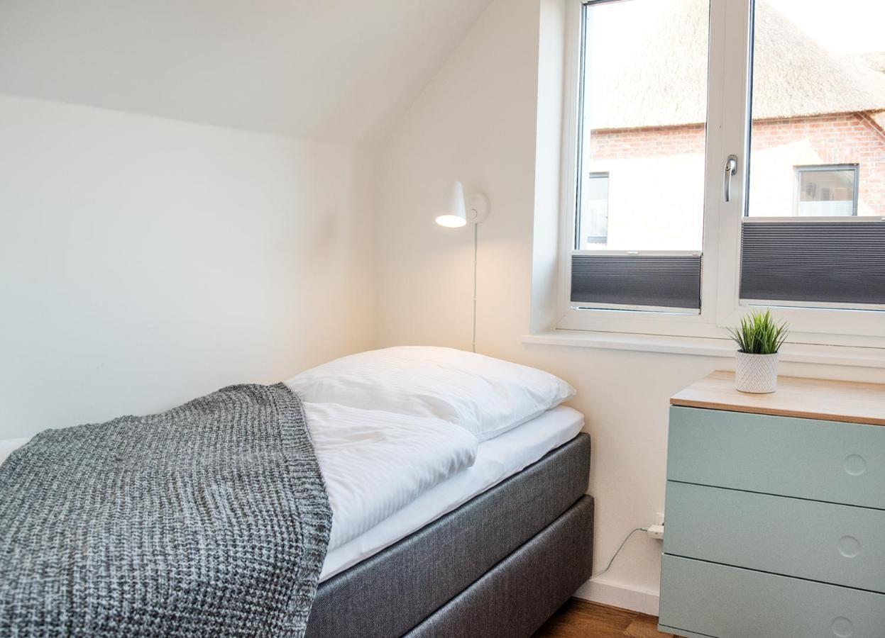 Ferienwohnung Beach Baby 2 Busum Exterior photo