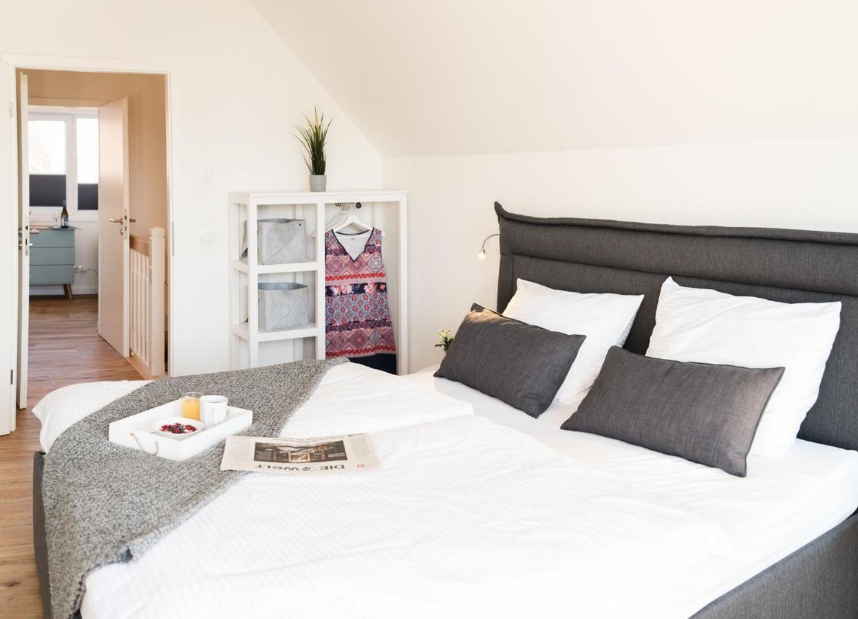 Ferienwohnung Beach Baby 2 Busum Exterior photo